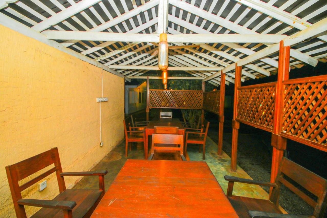 Hotel Nawathana Matara Luaran gambar